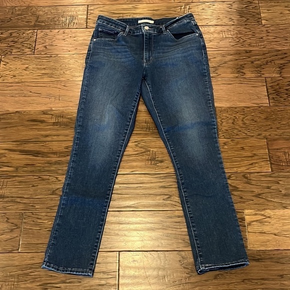Levi’s Classic Mid Rise Skinny Size 32 - Picture 1 of 16